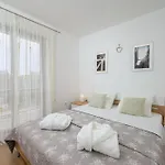 Silvana 74 شقة