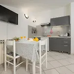 Silvana 74 * بولا