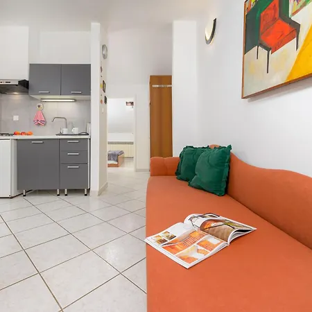 Silvana 74 Apartment