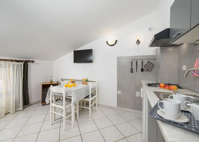 Silvana 74 아파트 풀라