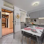 Διαμέρισμα Silvana 74