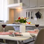 Silvana 74 Διαμέρισμα Πούλα