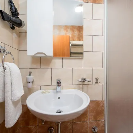Apartamento Silvana 74 *