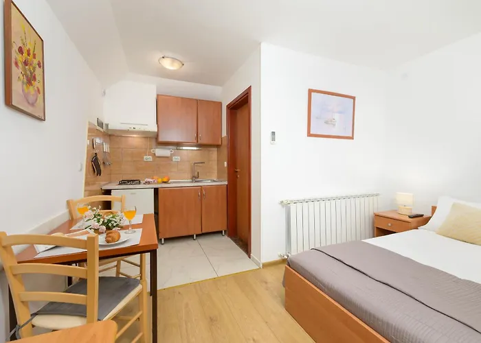 Apartment Silvana 74 *