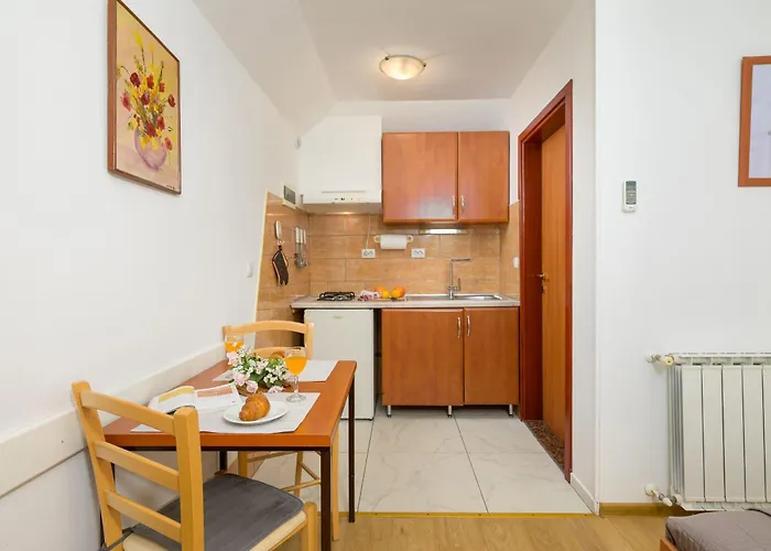 Silvana 74 Apartment Pula